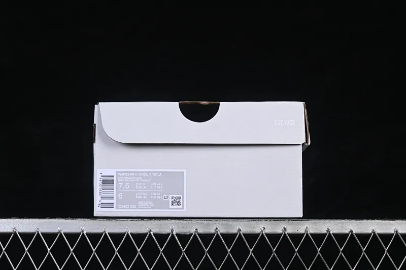 All categories Nk Air Force 1 Air Force series Nk Air Force 1 Low Air Force low-top Nike Air Force 1'07 Low Air Force 1 low-top casual sneakers IQ9802-022